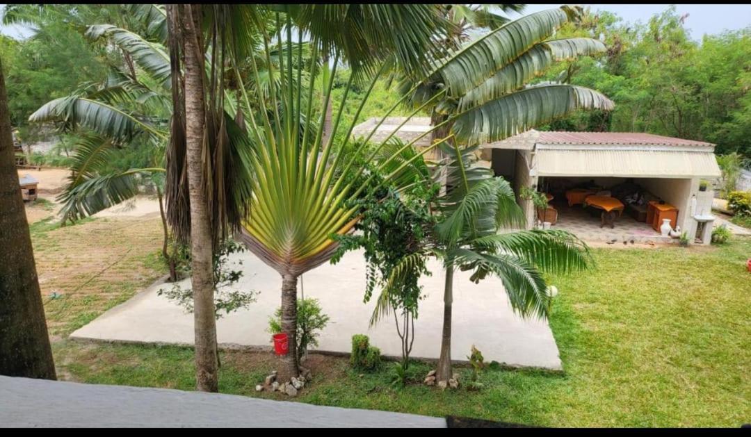 Different Strokes Cottage Ukunda Exterior foto